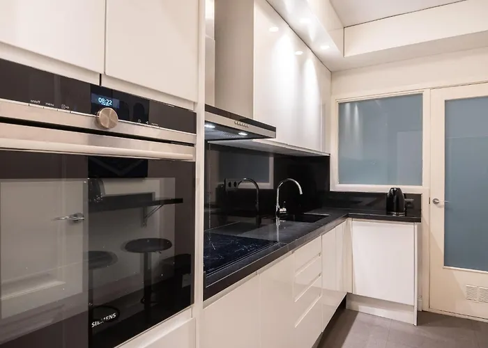 Spacious And Elegant Oasis In The Location, Eixample Apartament Barcelona