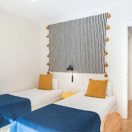 Spacious And Elegant Oasis In The Location, Eixample * Barcelona