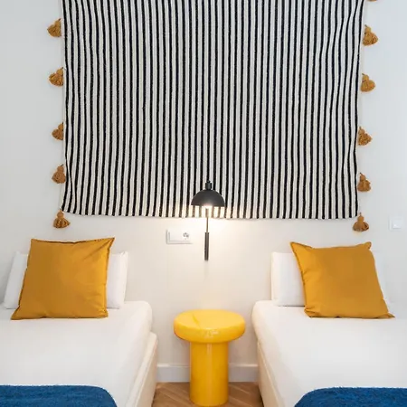 Spacious And Elegant Oasis In The Location, Eixample