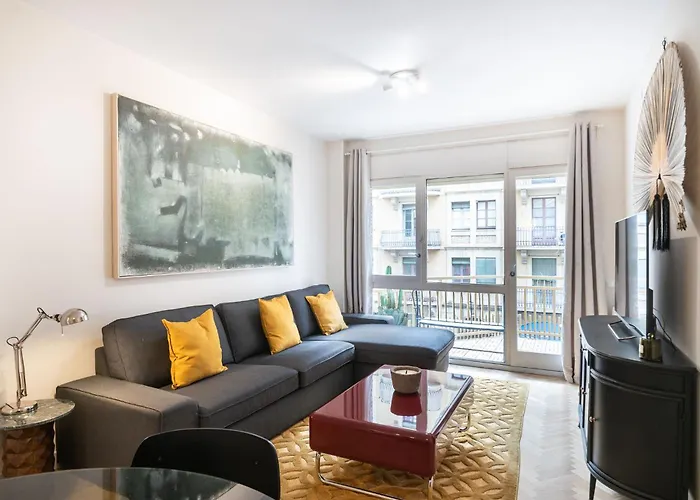 شقة Spacious And Elegant Oasis In The Location, Eixample